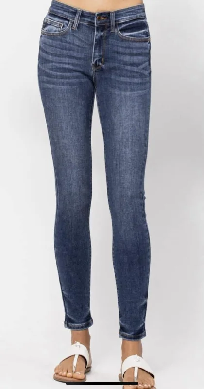 Judy Blue Non Distressed Skinny