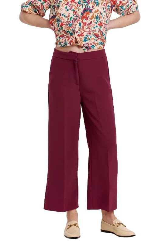 breezy stretch pants -Denali Cropped Pants In Red